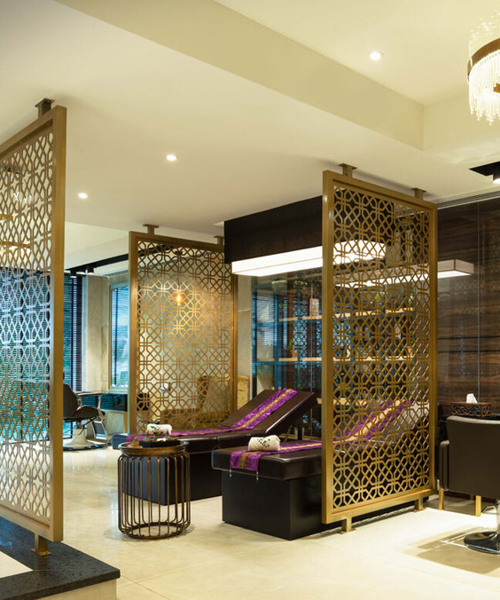 Shea-Spa-on-Rece-Course-Road by Play