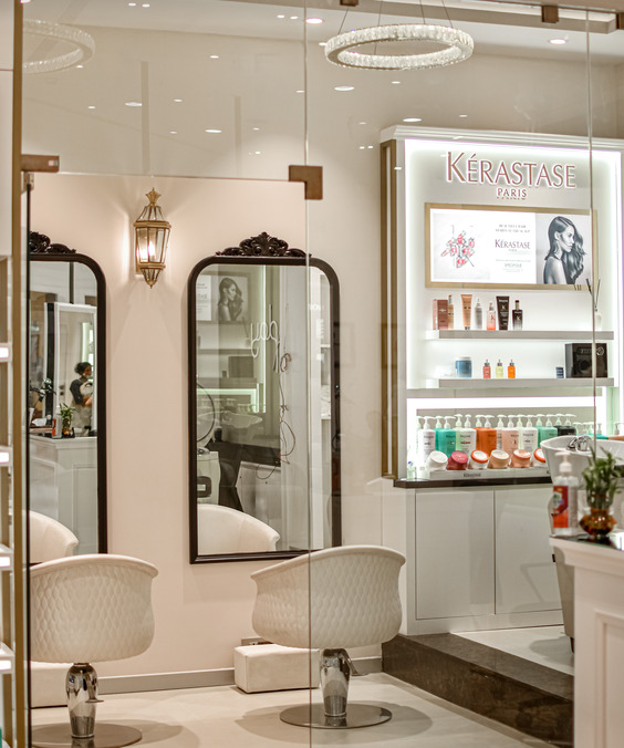 Play Salon in Nexus Mall Interiors