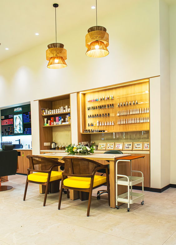 Play Salon Essensai 067 at G9 and F9 Kannamangala